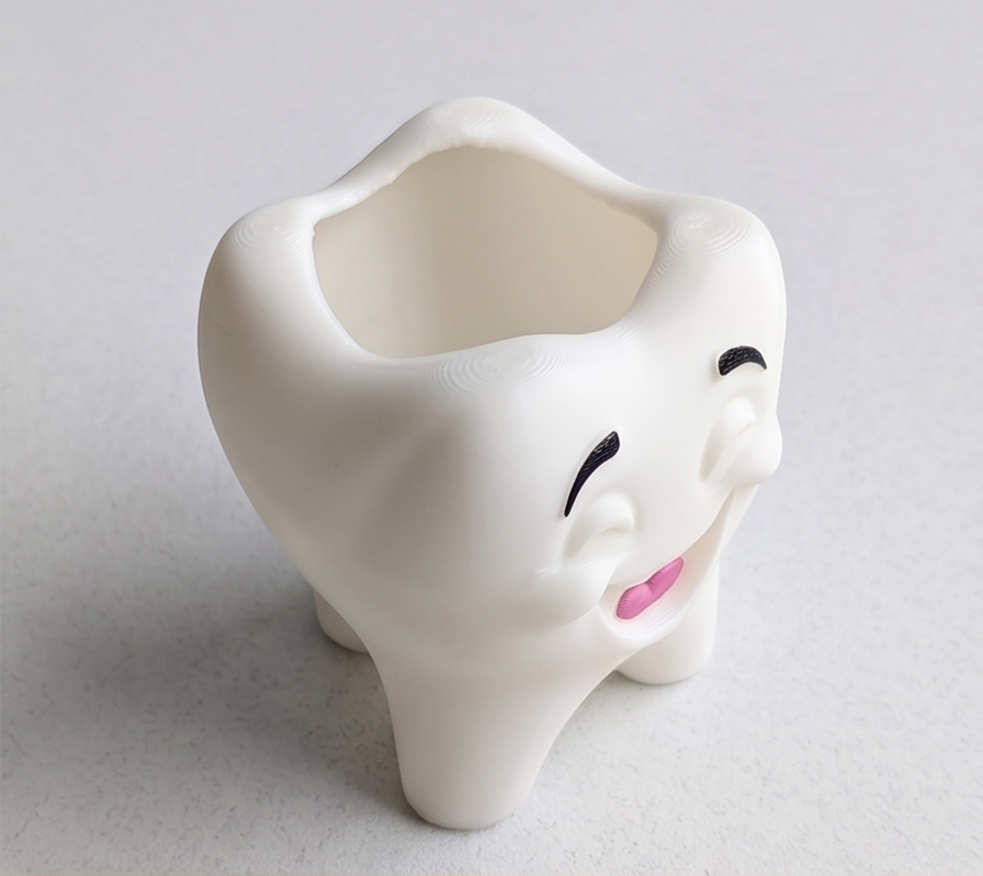 Smiling Tooth Pen Holder